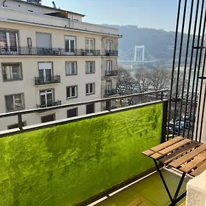 Downtown Apartment